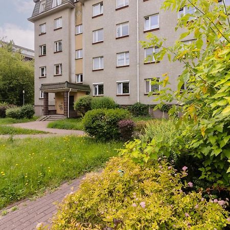 Spacious & Quiet 1 Bedroom Apartment In Pruszkow By Noclegi Renters Esterno foto