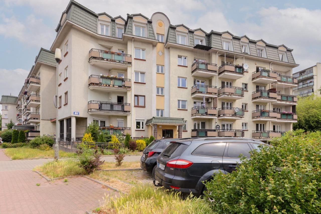Spacious & Quiet 1 Bedroom Apartment In Pruszkow By Noclegi Renters Esterno foto