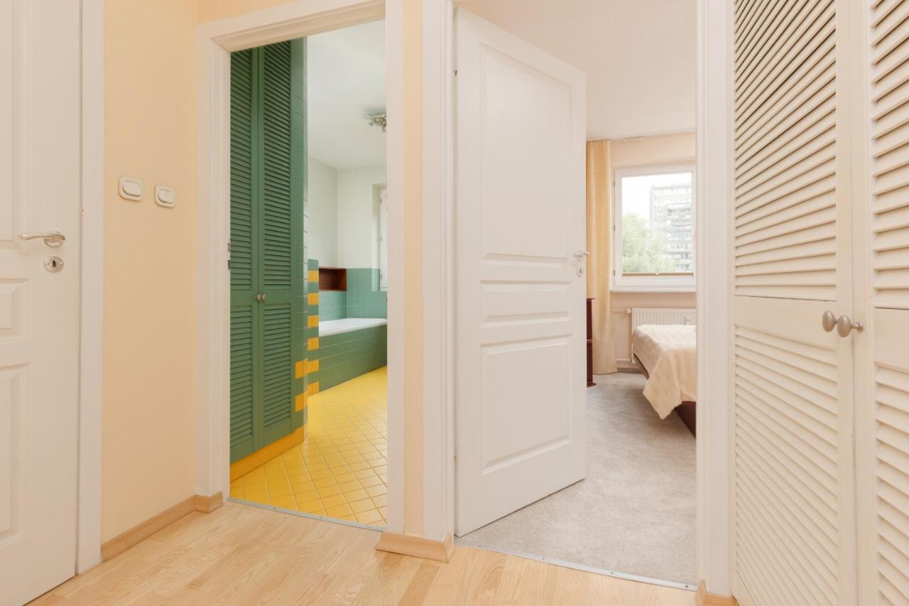 Spacious & Quiet 1 Bedroom Apartment In Pruszkow By Noclegi Renters Esterno foto